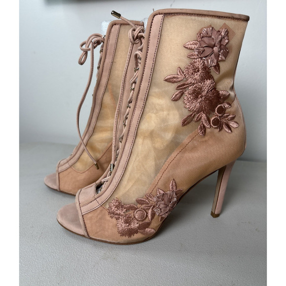 Gianni Bini Fairy Grunge High Heel Boots Size 8.5 Pink Floral Lace Up Regency - Picture 1 of 10